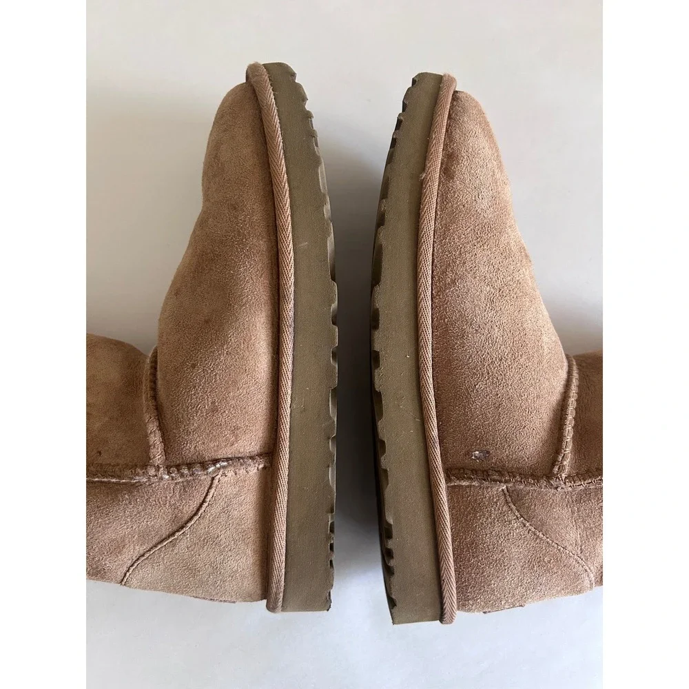 UGG Classic Short II Chestnut Suede Sheepskin Boots 1016223 Womens 6